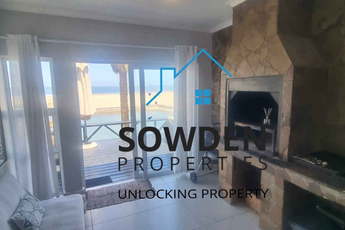 **Breathtaking Beachfront Property: A Unique Oasis Between the Atlantic Ocean and the Namib Desert** - Photo 2