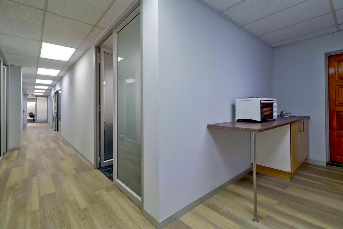 Offices in Route 21 Corporate Park - Photo 3