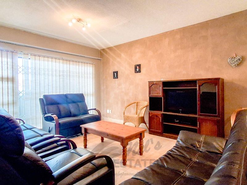 Apartment For Sale in Central Swakopmund - Photo 4