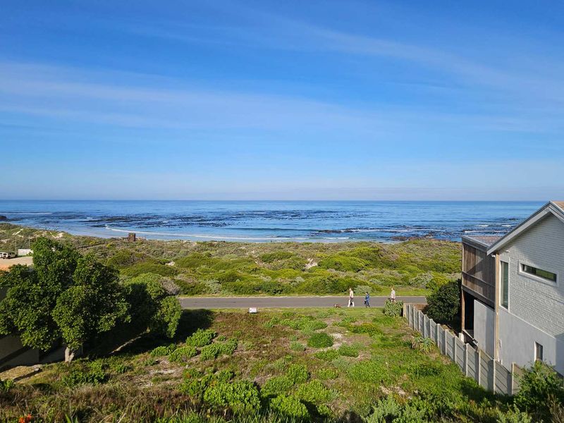 The Last Jewel on Pearly Beach's Golden Mile - Photo 3