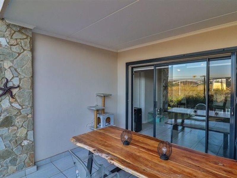 3 Bedroom Ground floor For Sale. - Photo 8