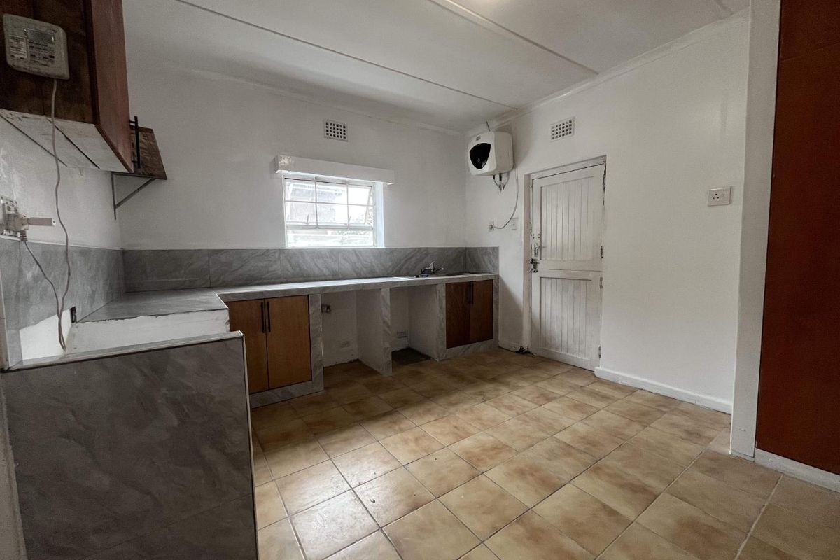 Two Bedroom Family Home To Rent - Photo 2