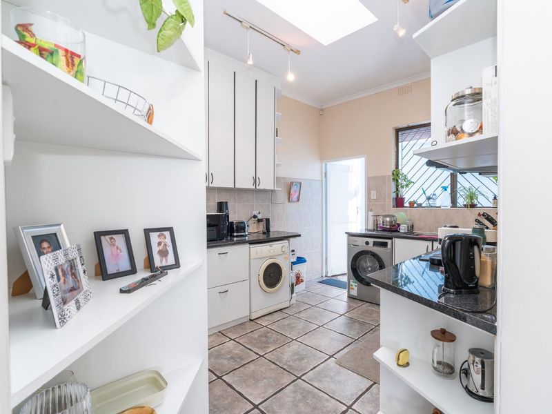 Lock up and live the Woodstock lifestyle - Photo 10