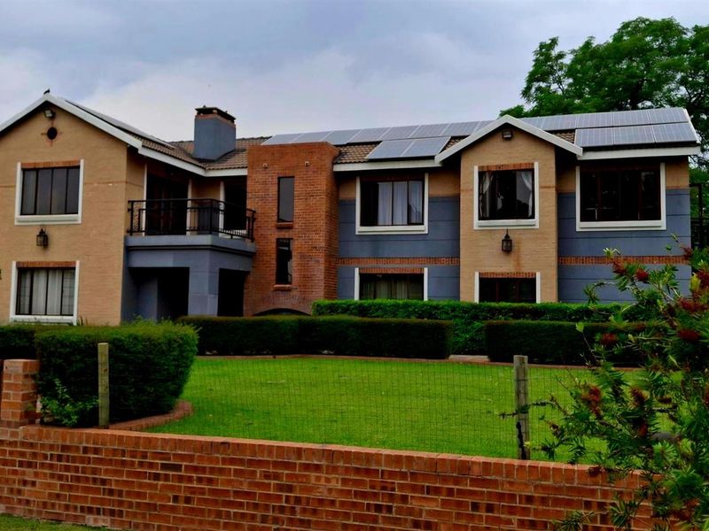 Live the Farm Dream Without Leaving Town - Prestigious 5-Bed Estate Home - Photo 1