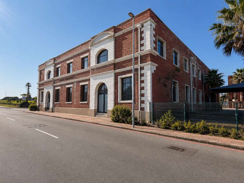 FOR LEASE | Prime First-Floor Industrial-Chic Space, Point Waterfront - Photo 2