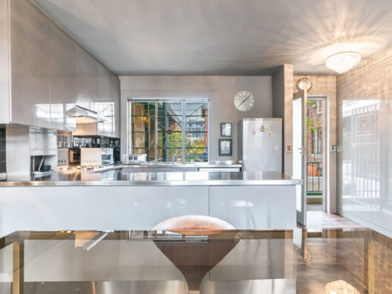 FABULOUS TRENDY LIFESTYLE,  IN POPULAR DE WATERKANT- VICTORIA JUNCTION - Photo 8