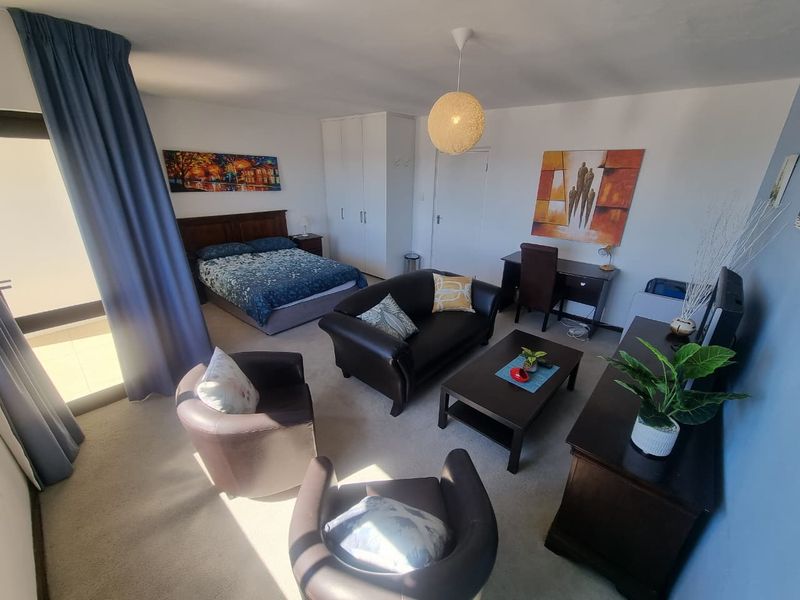Daily Rental in Ocean View Drive, Sea Point  (minimum stay of 5 days) - Photo 6