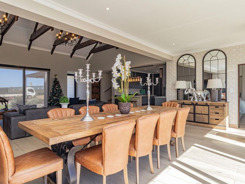 Unwind in style: Renosterbos Estate awaits - Photo 7