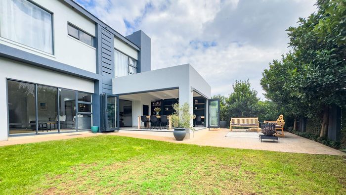 Property #2379128, House Pending Sale in Midstream Meadows