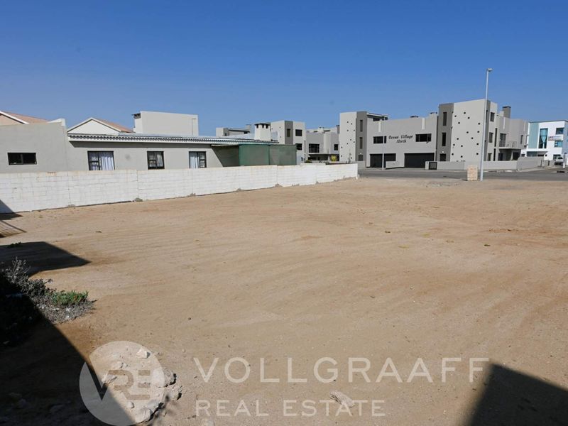 Vacant Residential Plot for Sale in Mile 4 - Photo 4