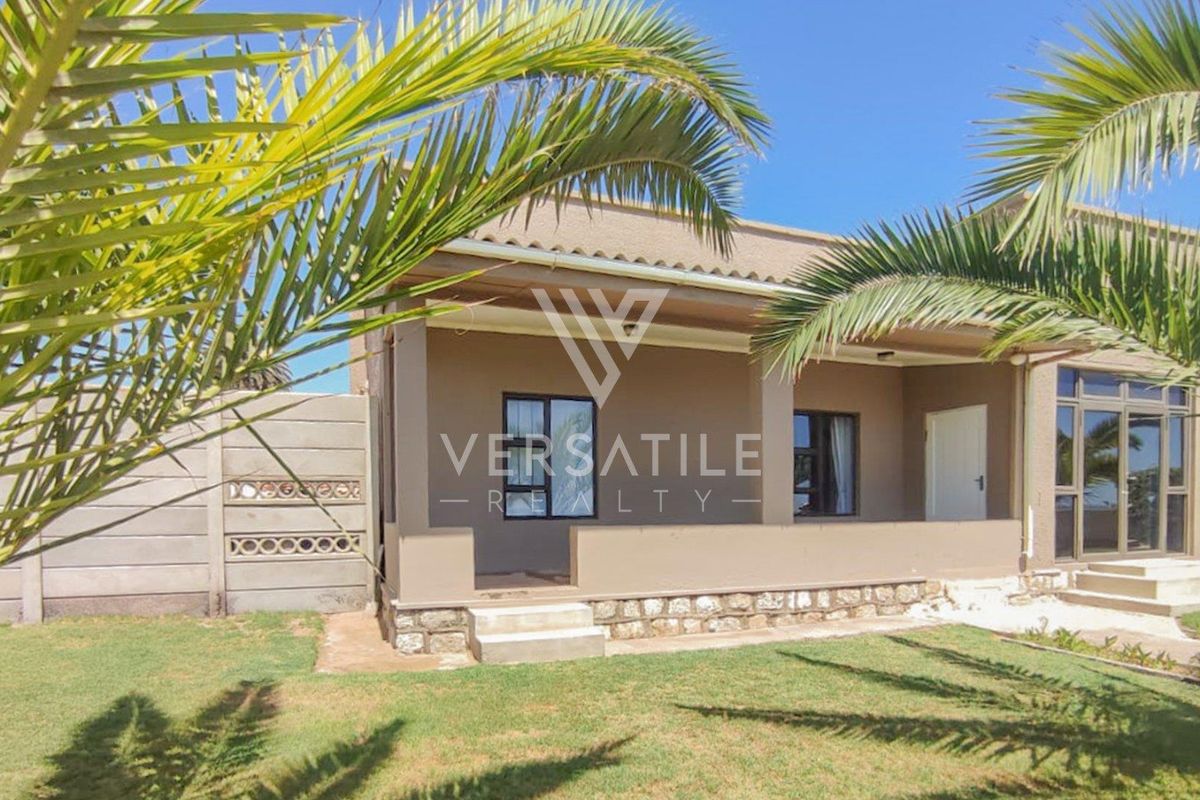 Beachfront home for Sale in Vineta, Swakopmund - Photo 2
