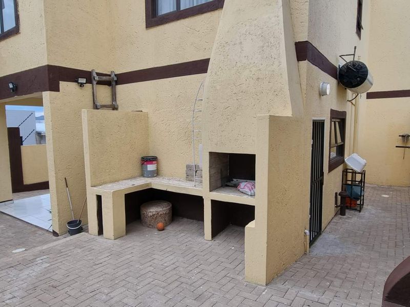 Khomasdal near fire brigade house for sale - Photo 10