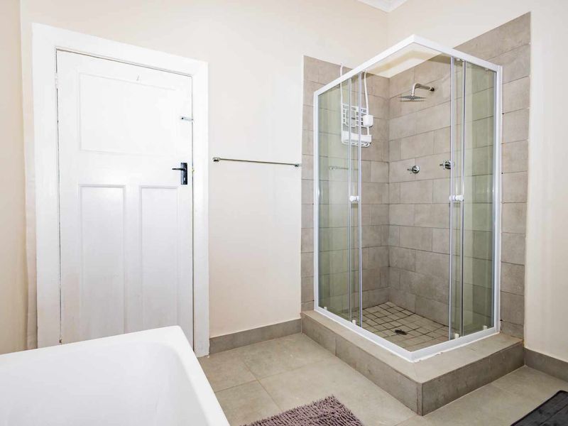 Urban Oaks Guest House - Photo 7