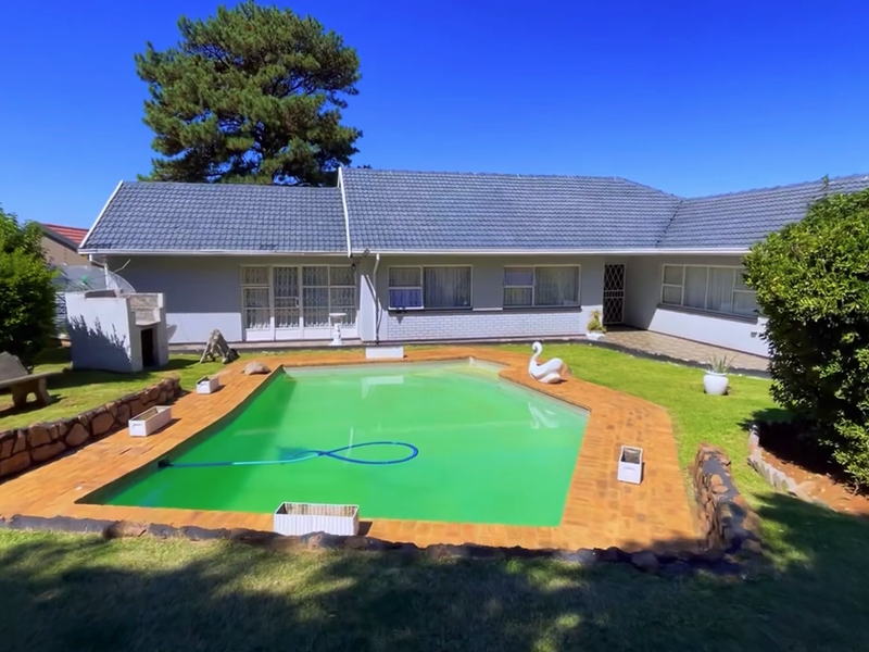 House for Sale in Alberton - Photo 2