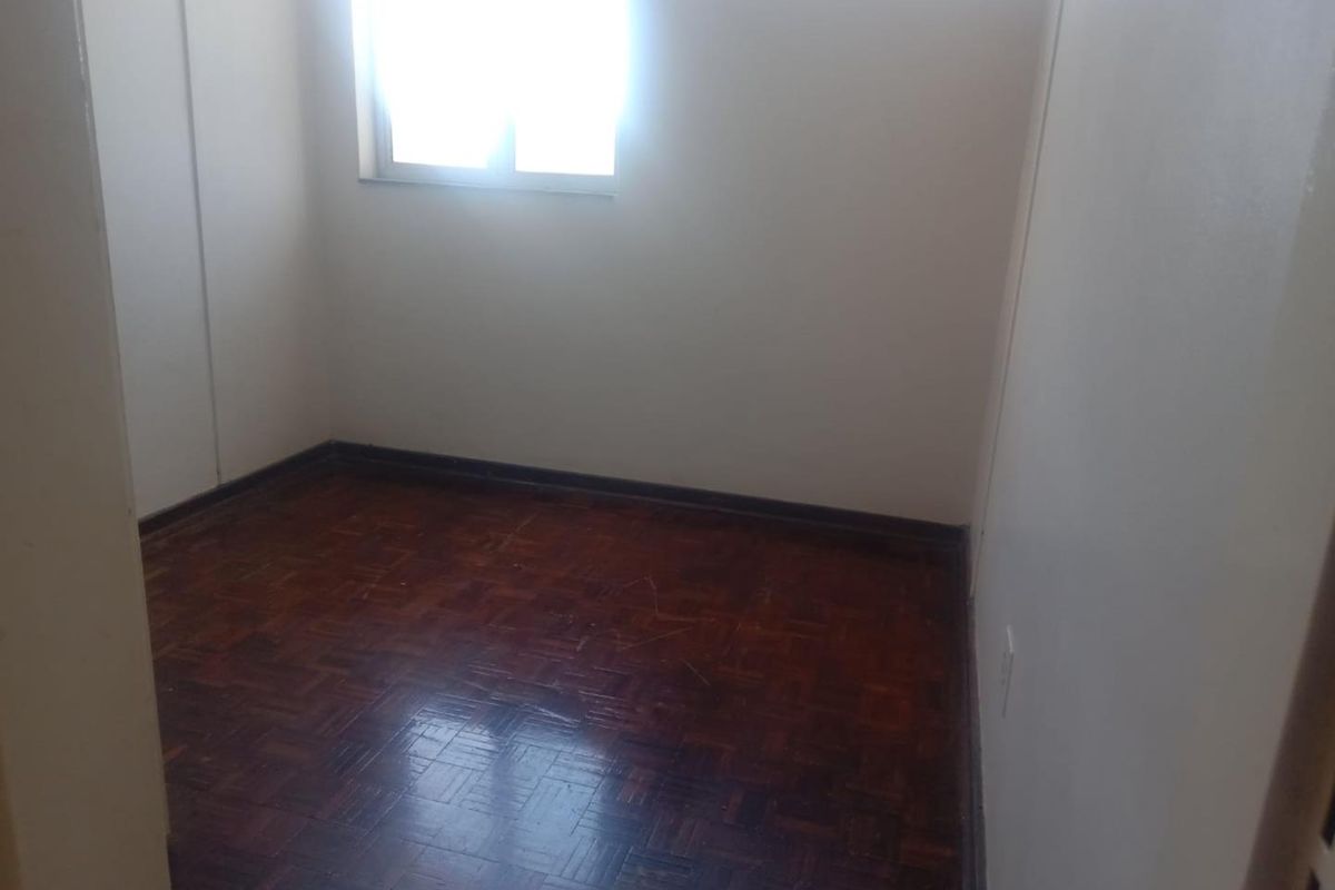 Charming 1-Bedroom Apartment with Modern Amenities - Photo 4