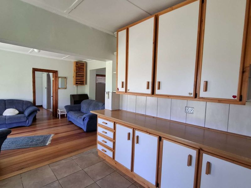 Charming Countryside Retreat with All the Town Conveniences - Photo 4