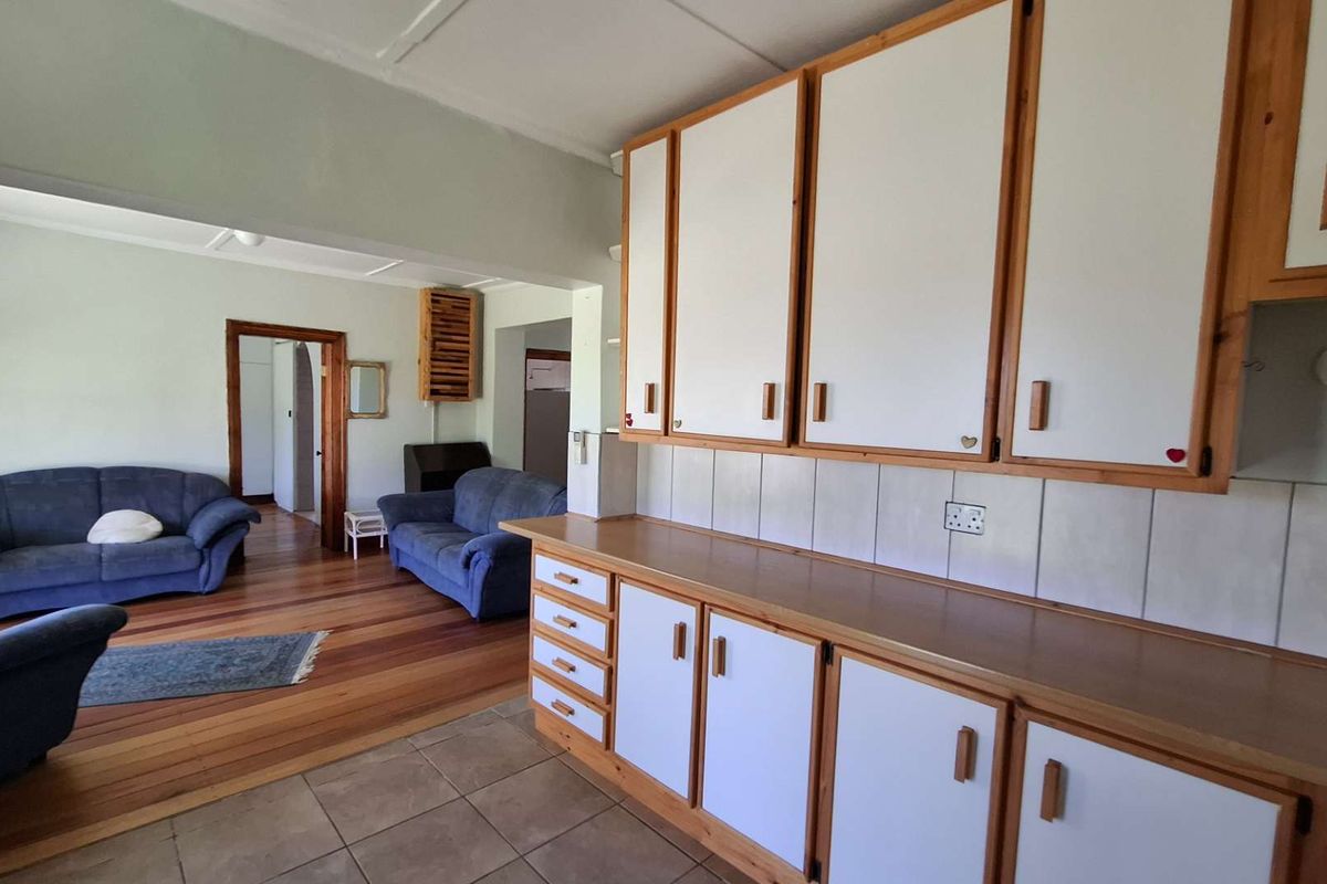 Charming Countryside Retreat with All the Town Conveniences - Photo 4