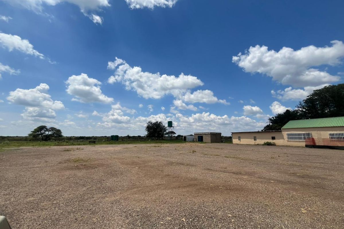 Farm in Bela Bela - Photo 4