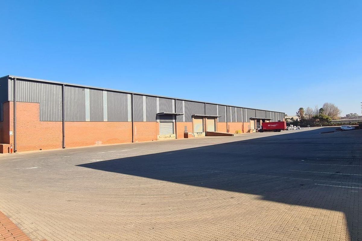 4 892m2 Pomona Warehouse To Let - Photo 2