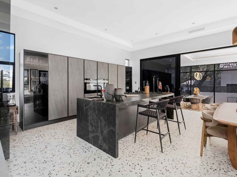 4 Bedroom House for Sale in Helderfontein Estate - Photo 6