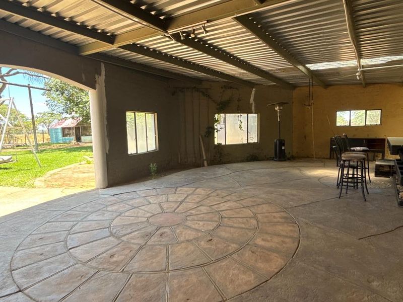 Two adjoining portions — sold together only (not sold separately). (±35 km South of Windhoek) - Photo 8