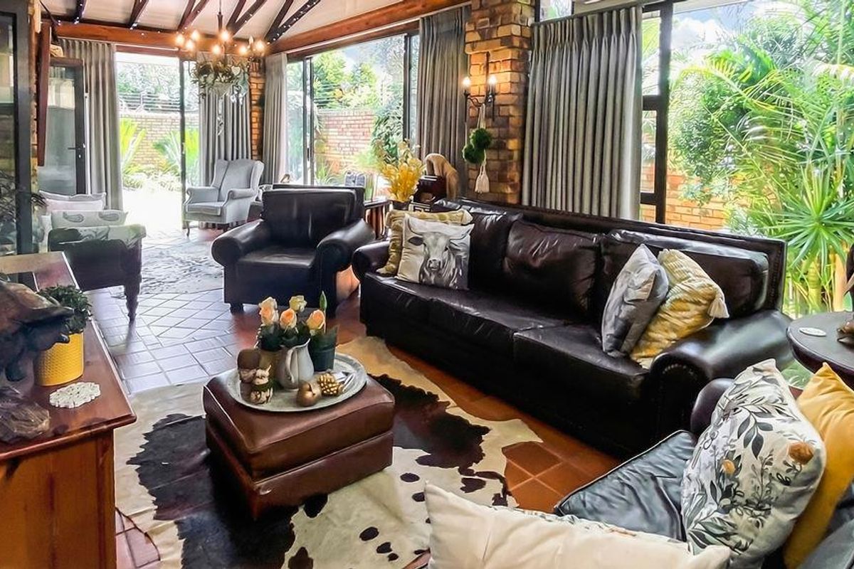 Only Once a While ... - Photo 4