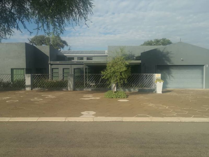 Discover Tranquility at Camel Thorn Estate: Your Dream Home Awaits - Photo 4