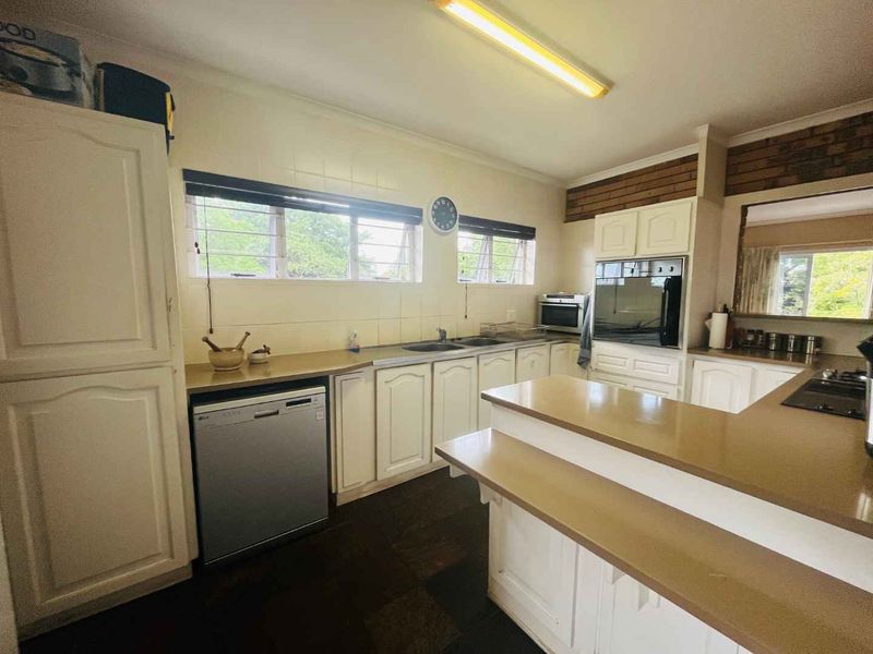 Hendra - Charming Family Haven in Umgeni Park – A Peaceful Retreat to Create Endless Memories - Photo 10