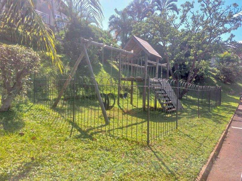 Immaculate garden Townhouse in Sought After Sedgefield! - Photo 7