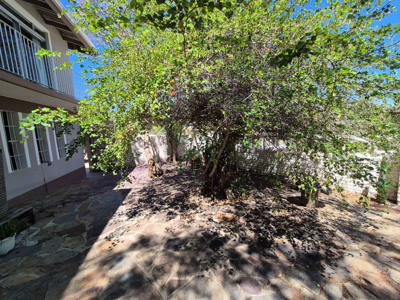 FURNISH HOUSE FOR RENT LUXURY HILL - Photo 3