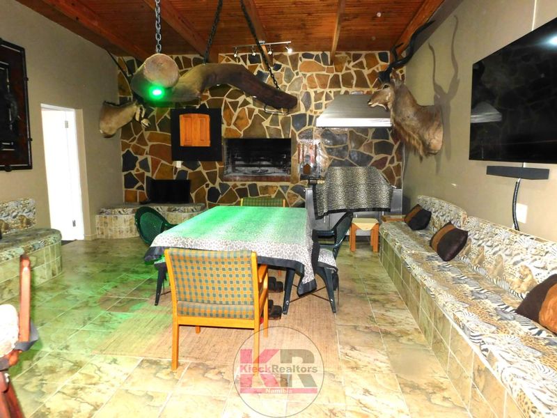 Large Family Home In A Great Location - Photo 4