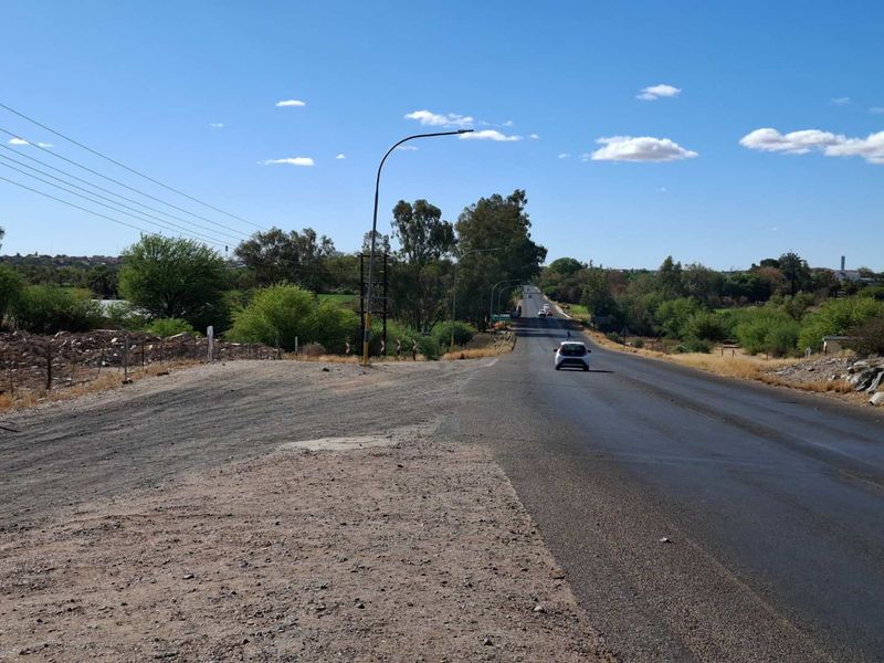 Vacant land just outside Upington with lots of potential - Photo 6