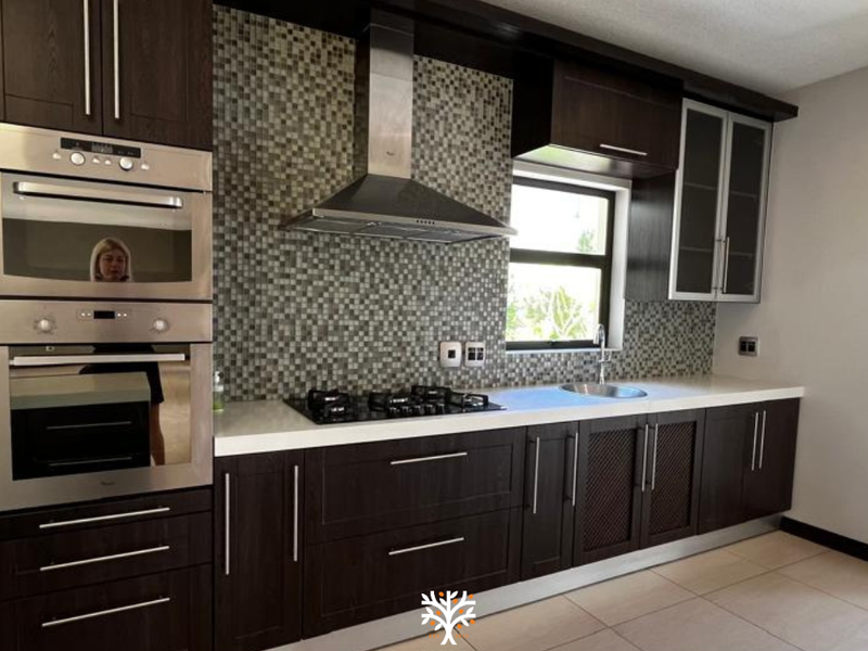 Family Home For Sale | Suiderhof | N$4 200 000 - Photo 4