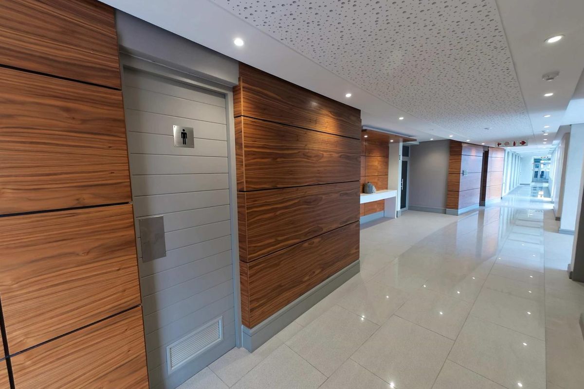 Modern Office Space To Let – Grosvenor Square, Century City - Photo 4