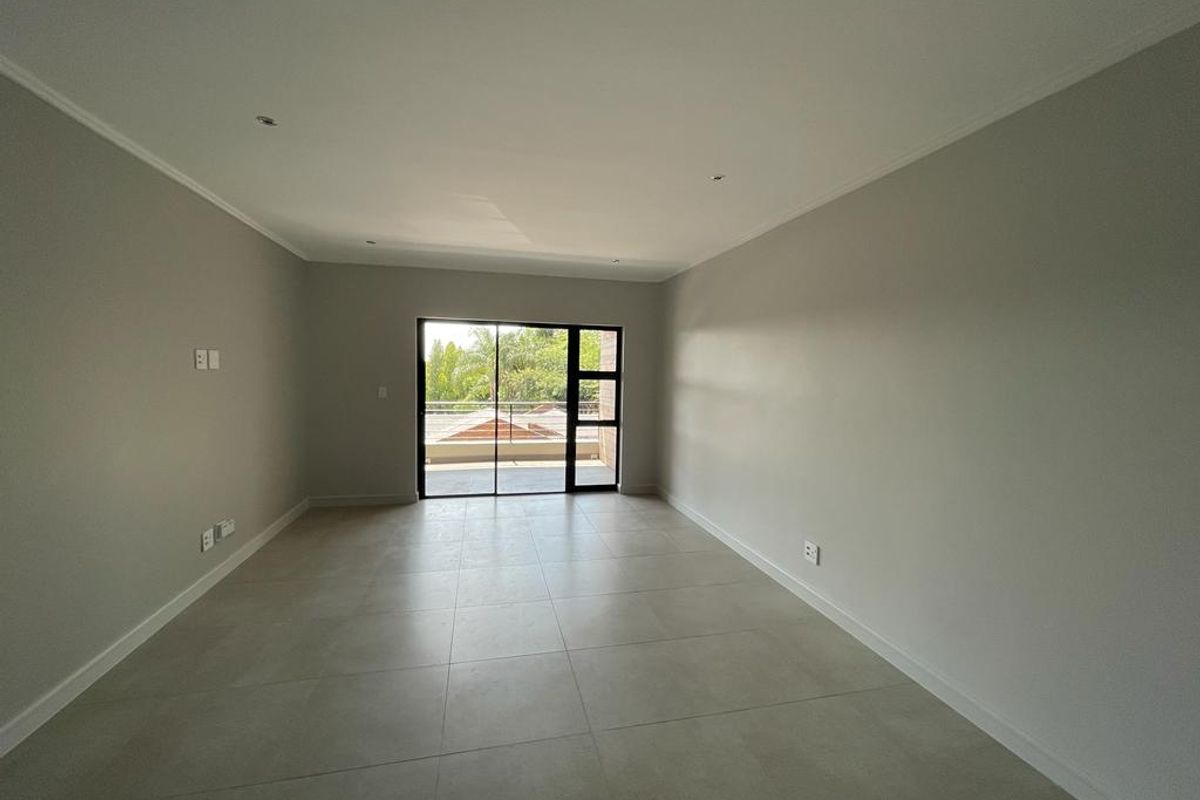 2 Bed Unfurnished Apartment in Bryanston for Rent - Photo 2