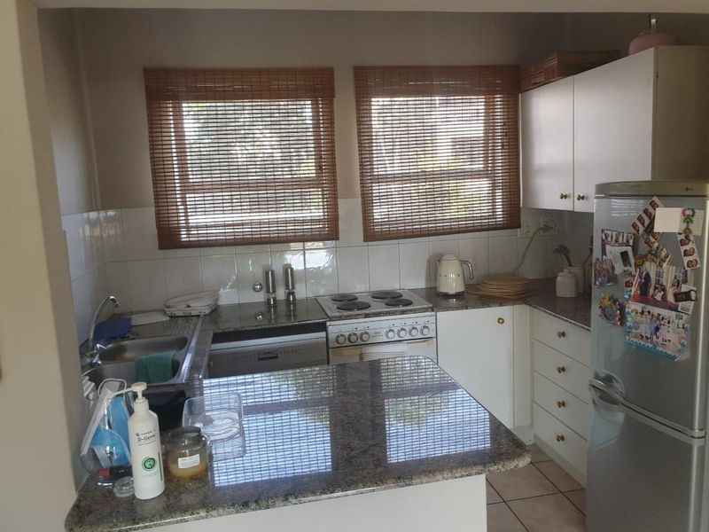 2 BEDROOM APARTMENT FOR SALE IN OAKLANDS - Photo 7