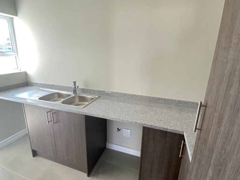Spacious three bedroom house with double garage - Photo 9