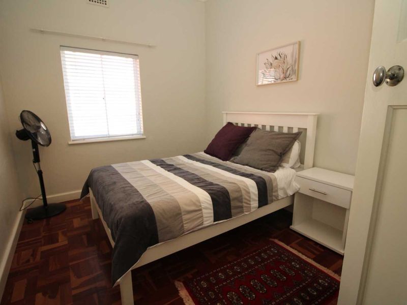 2 Bedroom Furnished - Bantry Bay - Photo 5