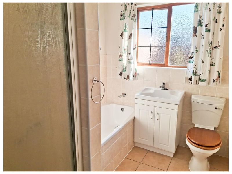 Retire in style - Amber Valley, Howick North - Photo 8