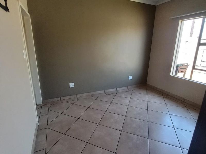 2Bed, 2Bath Townhouse in Riversdale, Meyerton. - Photo 10