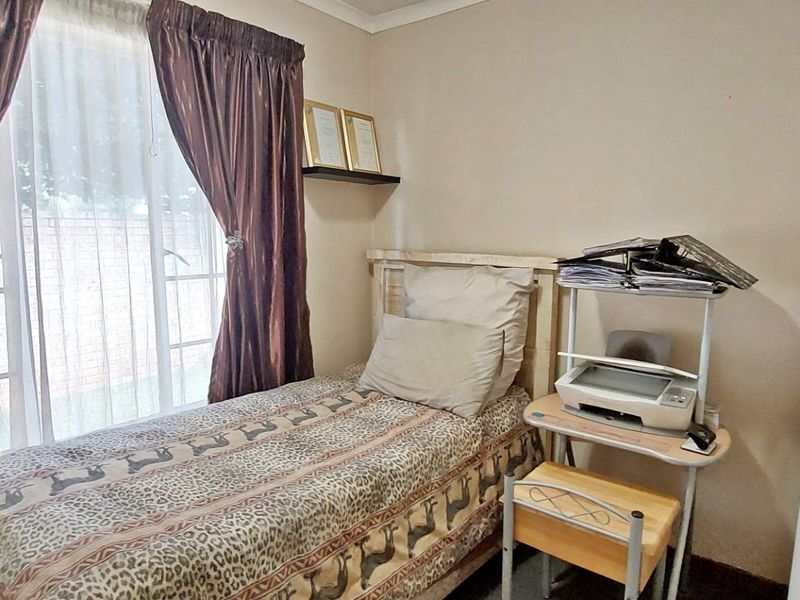 Spacious Lock-Up_and_Go lifestyle. - Photo 10