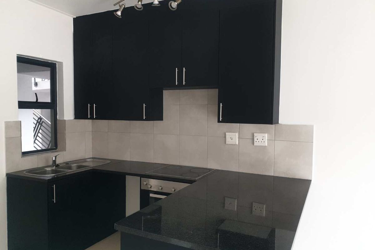 Tranquil Retreat with Premier Amenities - Photo 5