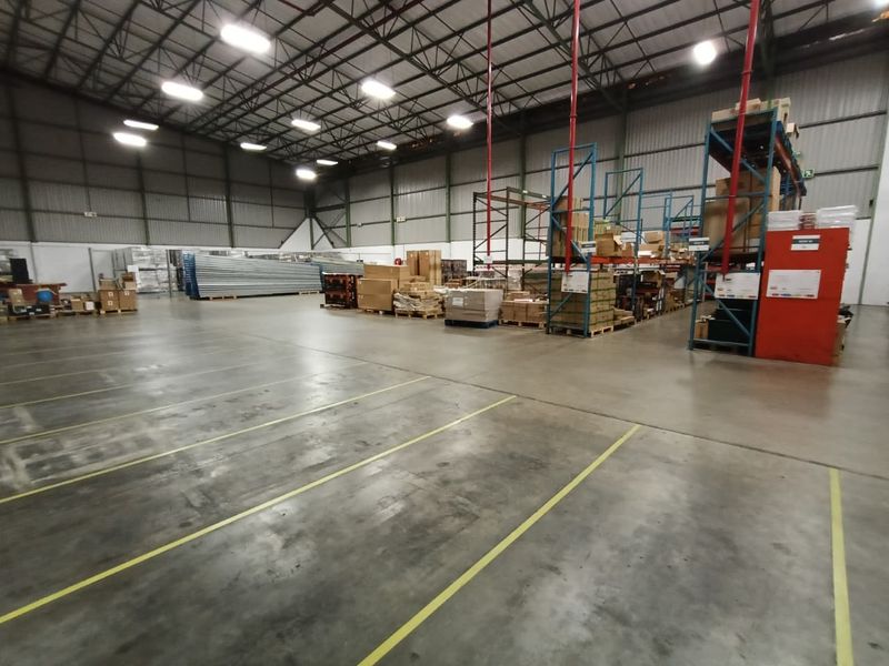 3301.50m2 | SPRINKLERED | 10m HEIGHT | SUPERLINK ACCESS - Photo 2