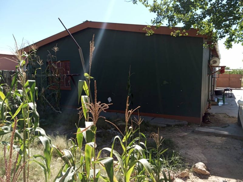 GROOTFONTEIN HOUSE FOR SALE - Photo 4