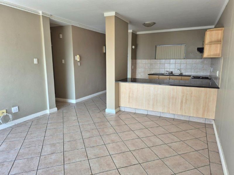 Long term rental  in Reebok - Photo 7