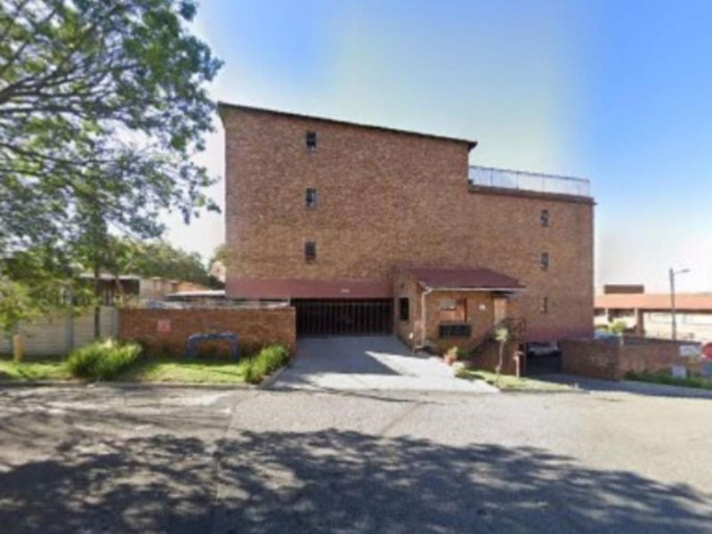 Apartment For Sale in Alberton North, Alberton - Photo 2