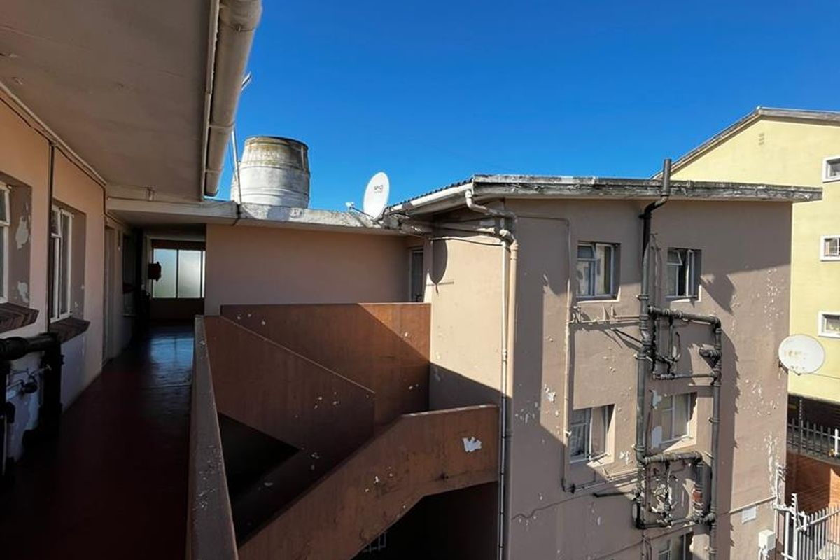 2 Bedroom Apartment in the heart of North End - Photo 3