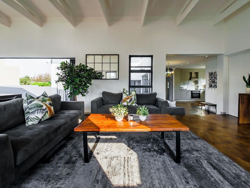 Charming single level in Midstream Meadows - Photo 4