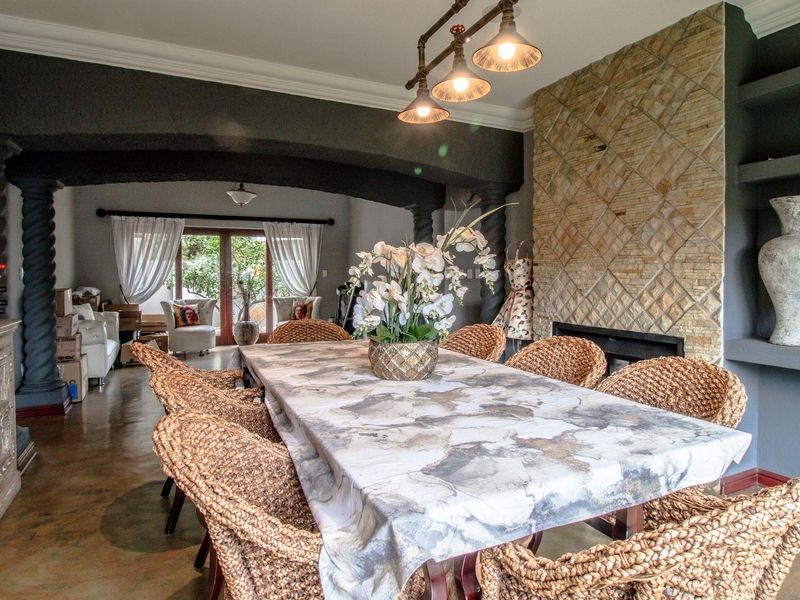 Gorgeous 3 Bedroom Home in Montebello Complex in Estate In Lakefield - Photo 10