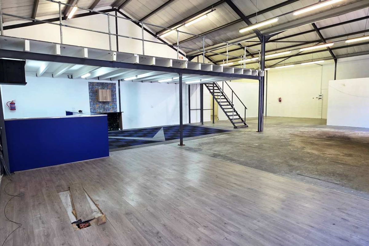 Double Volume Warehouse in Popular Business Park - Photo 5